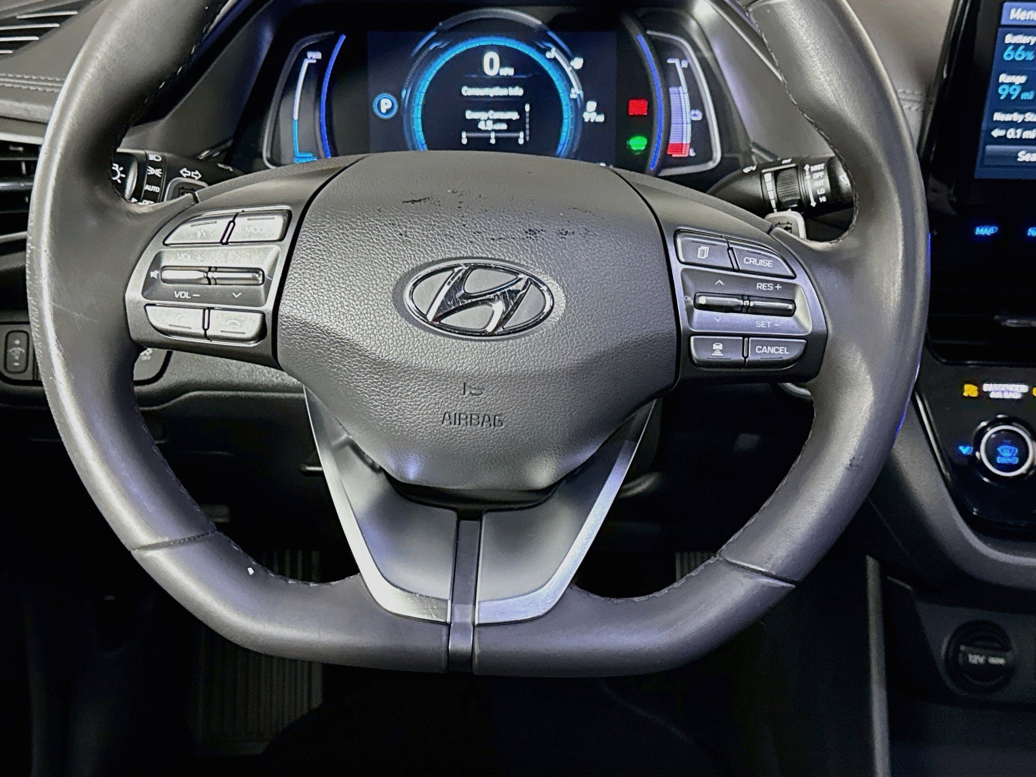 Used 2021 Hyundai Ioniq Limited FWD image 25