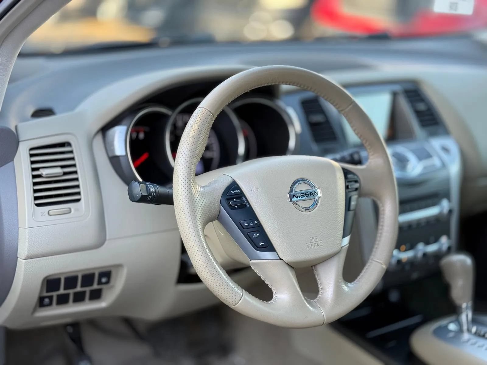 Used 2012 Nissan Murano SV AWD/4WD image 12