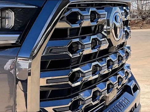 Used 2025 Toyota Tundra Platinum image 28