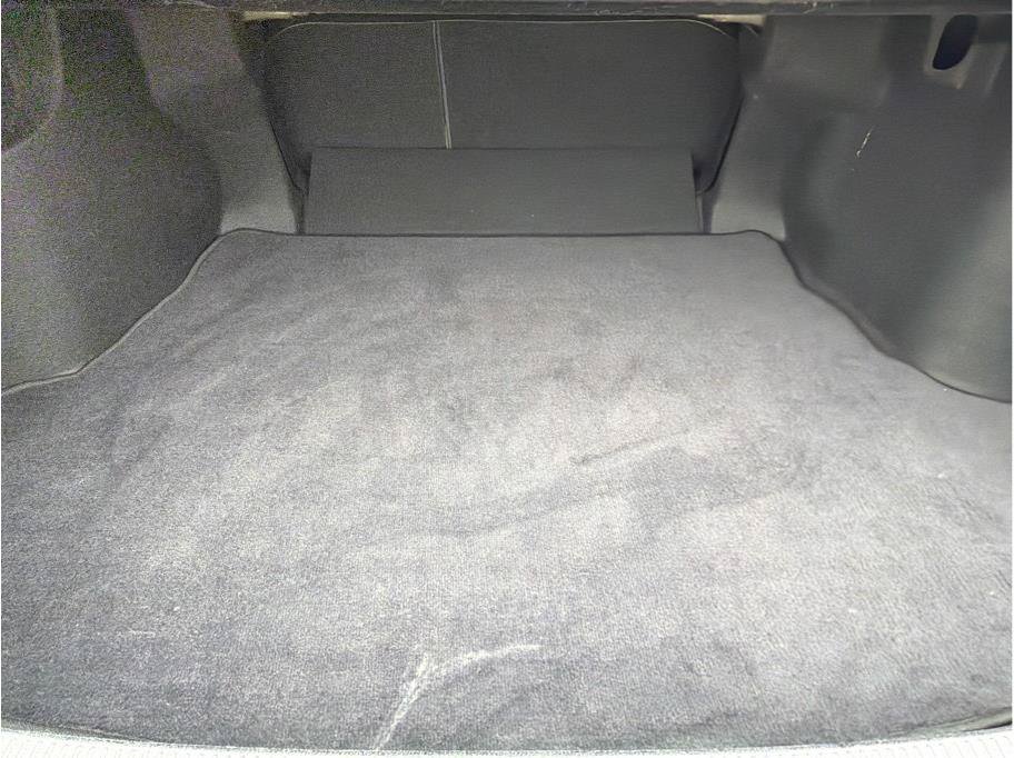 Used 2022 Toyota Camry LE FWD image 12