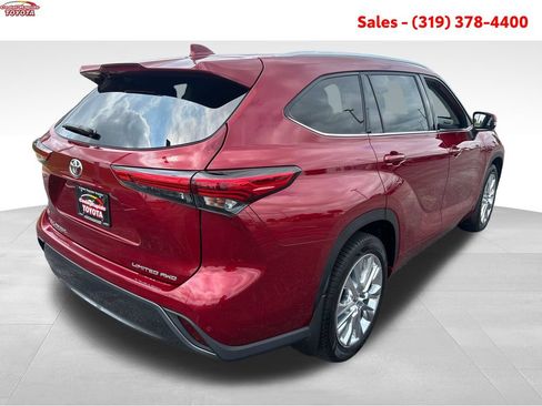 Certified 2020 Toyota Highlander Limited AWD/4WD image 6