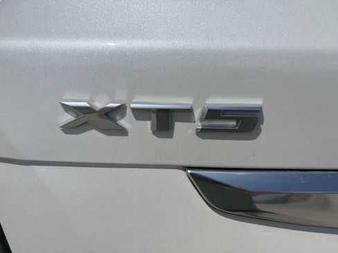 Used 2023 Cadillac XT5 Sportv AWD/4WD image 34