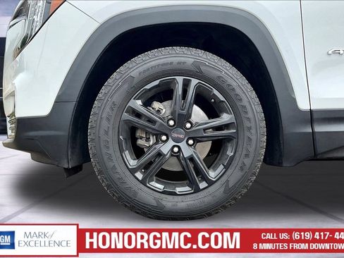 Used 2023 GMC Terrain AT4 AWD/4WD image 34