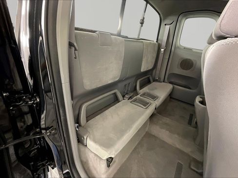 Used 2005 Toyota Tacoma 4x4 Access Cab image 24