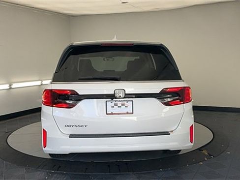 New 2026 Honda Odyssey EX-L image 10