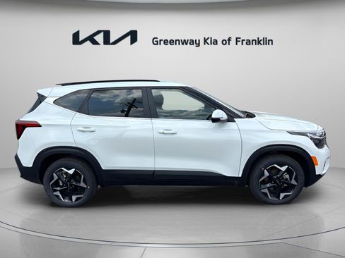 New 2026 Kia Seltos EX image 8