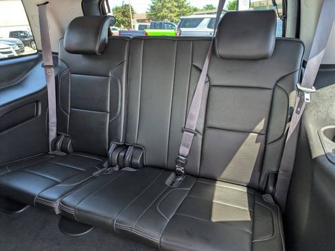 Used 2017 GMC Yukon Denali AWD/4WD image 14