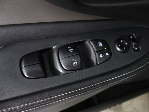 Used 2019 Nissan Murano S image 29