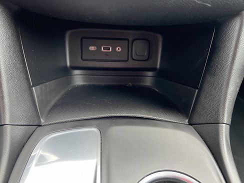 Used 2020 Chevrolet Equinox LT image 31