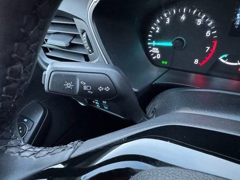 Used 2022 Ford Escape SE w/ Convenience Package image 25