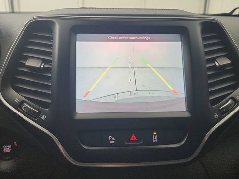 Certified 2021 Jeep Cherokee Latitude Lux w/ Comfort/Convenience Group FWD image 27