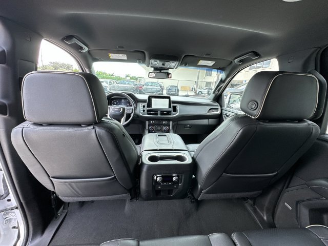 Certified 2024 GMC Yukon XL SLT RWD image 29