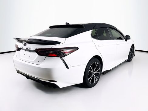 Used 2019 Toyota Camry SE FWD image 30
