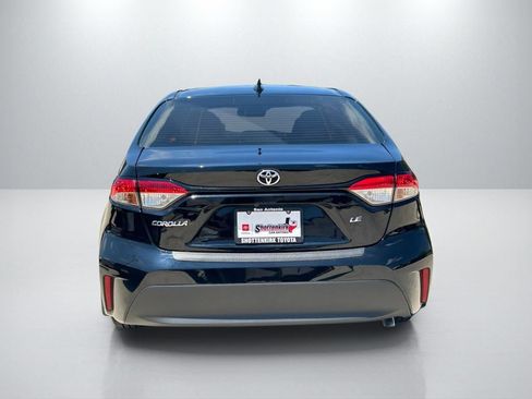 Used 2024 Toyota Corolla LE FWD image 6