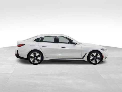 New 2026 BMW i4 xDrive40i w/ Premium Package AWD/4WD image 6
