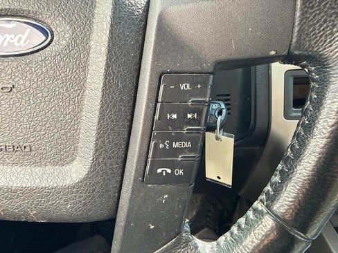 Used 2017 Ford Expedition XLT w/ Equipment Group 201A AWD/4WD image 14