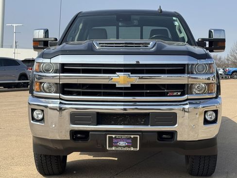 Used 2018 Chevrolet Silverado 2500 LTZ w/ Duramax Plus Package image 9