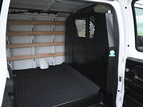 Used 2024 Chevrolet Express 2500 w/ Driver Convenience Package image 21