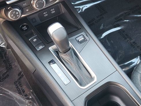 Certified 2025 Nissan Kicks SV image 23