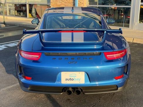 Used 2015 Porsche 911 GT3 image 14