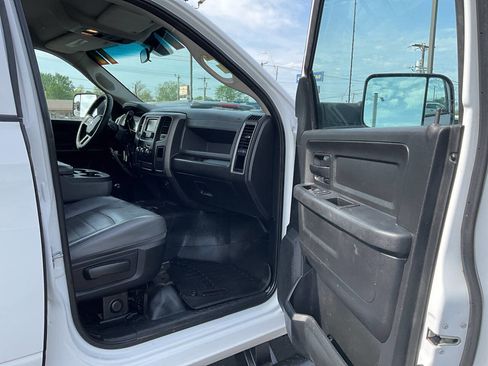 Used 2017 RAM 2500 Tradesman image 25