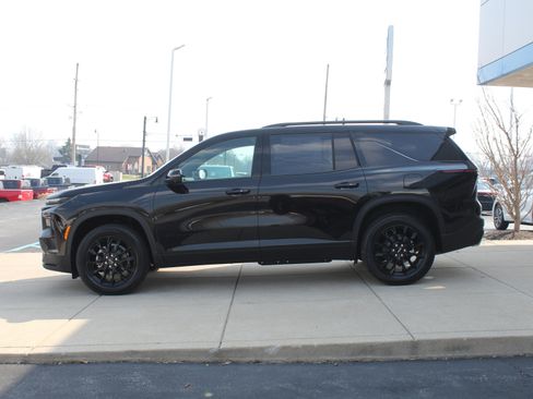 New 2026 Chevrolet Traverse LT image 6