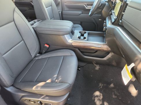 New 2026 Chevrolet Silverado 2500 LTZ w/ Trail Boss Package image 19