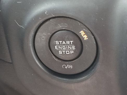 Used 2018 Jeep Wrangler Unlimited Rubicon image 36