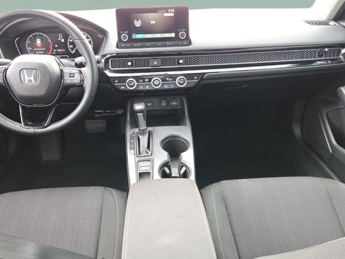 Used 2023 Honda Civic EX image 14