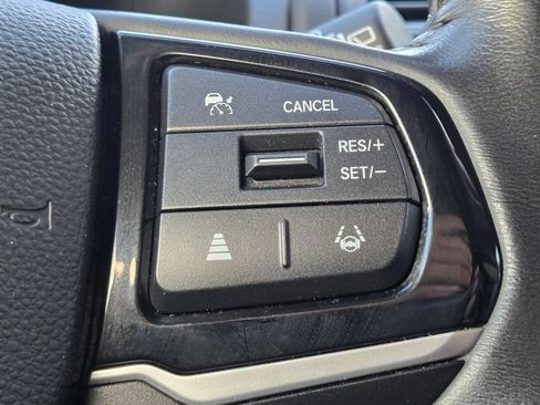 Used 2025 Honda Odyssey Touring image 27