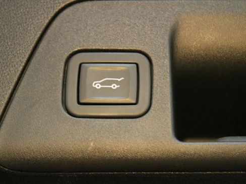 Used 2023 Buick Envision Preferred w/ Sport Touring Package AWD/4WD image 17