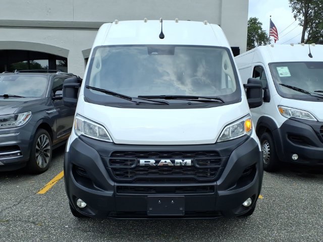 Used 2025 RAM ProMaster 2500 w/ Convenience Group FWD image 2