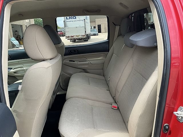 Used 2013 Toyota Tacoma PreRunner w/ Convenience Pkg RWD image 13