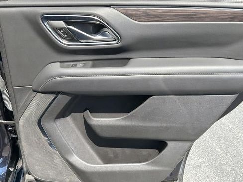Used 2022 Chevrolet Tahoe LS w/ Driver Alert Package RWD image 16