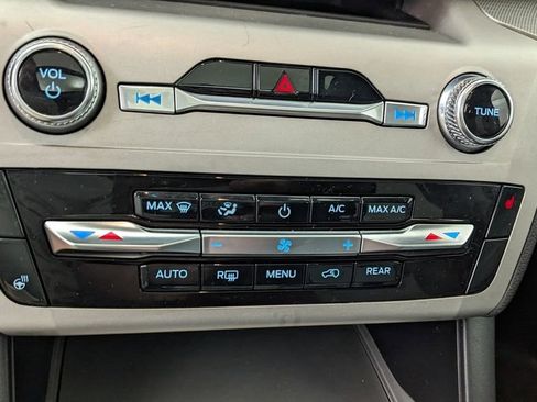 Certified 2022 Ford Explorer XLT w/ Equipment Group 202A image 30