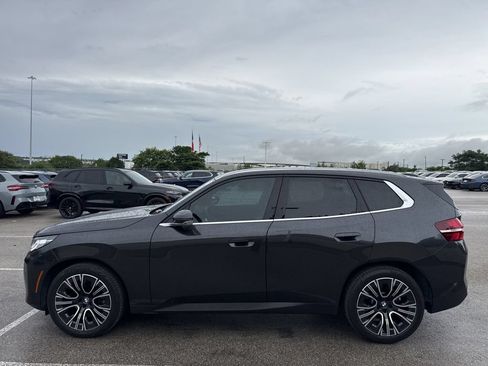 Certified 2025 BMW X3 xDrive30i w/ Premium Package AWD/4WD image 3