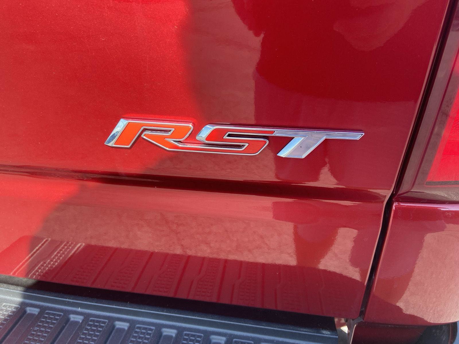 Used 2022 Chevrolet Silverado 1500 RST AWD/4WD image 16