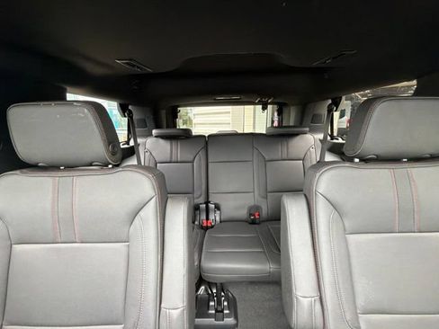 Used 2024 Chevrolet Tahoe RST w/ Luxury Package AWD/4WD image 27