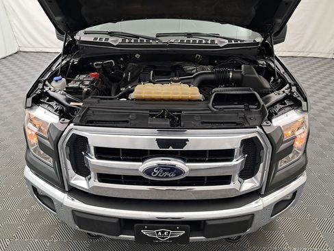 Used 2016 Ford F150 XLT image 24