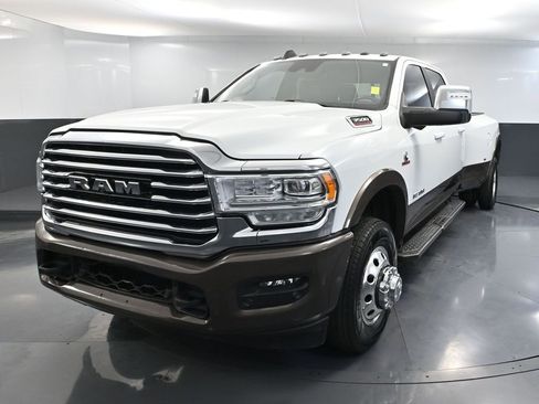 Used 2024 RAM 3500 Limited w/ Safety Group image 13