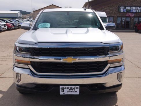 Used 2018 Chevrolet Silverado 1500 LT w/ All Star Edition AWD/4WD image 7