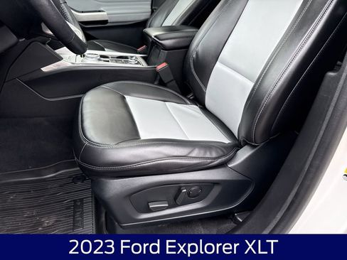 Used 2023 Ford Explorer XLT w/ Equipment Group 202A AWD/4WD image 12