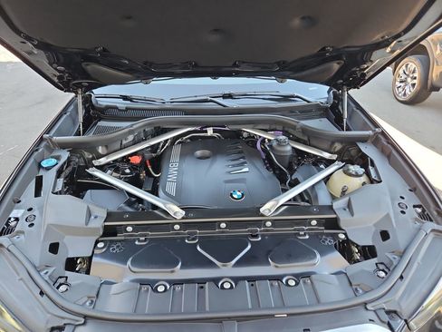 Used 2024 BMW X5 sDrive40i w/ Parking Assistance Package image 38