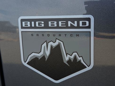 New 2025 Ford Bronco Big Bend w/ Black Diamond Package image 8