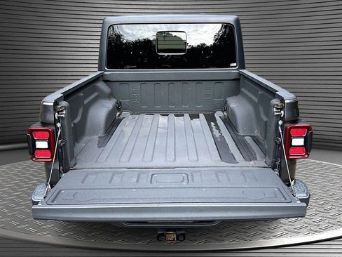 Used 2022 Jeep Gladiator Overland w/ Popular Equipment Package image 33
