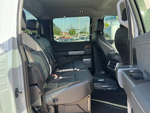 New 2026 Ford F250 Lariat AWD/4WD image 15