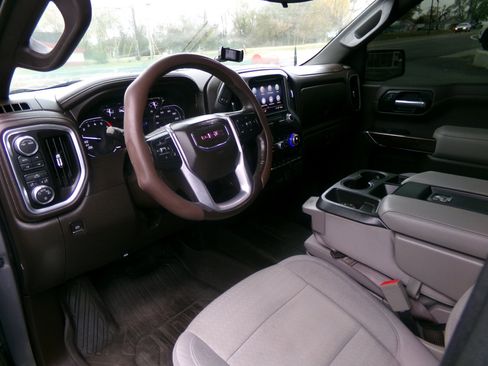 Used 2021 GMC Sierra 1500 SLE image 15