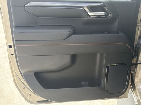 Used 2022 GMC Sierra 1500 AT4 w/ AT4 Premium Package image 23