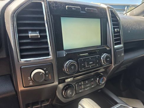 Used 2015 Ford F150 XLT w/ Equipment Group 302A Luxury AWD/4WD image 8