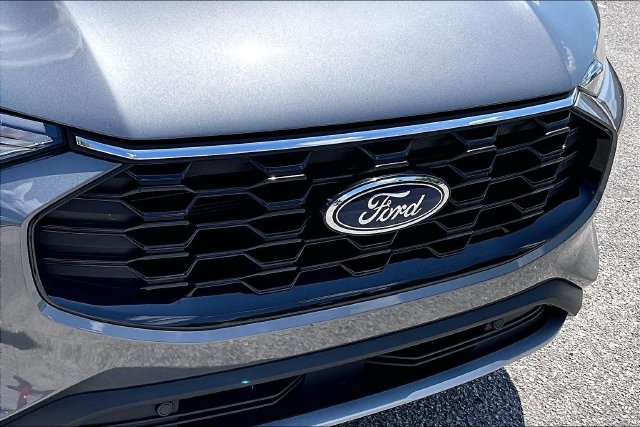 Used 2025 Ford Escape ST-Line w/ Equipment Group 301A FWD image 30